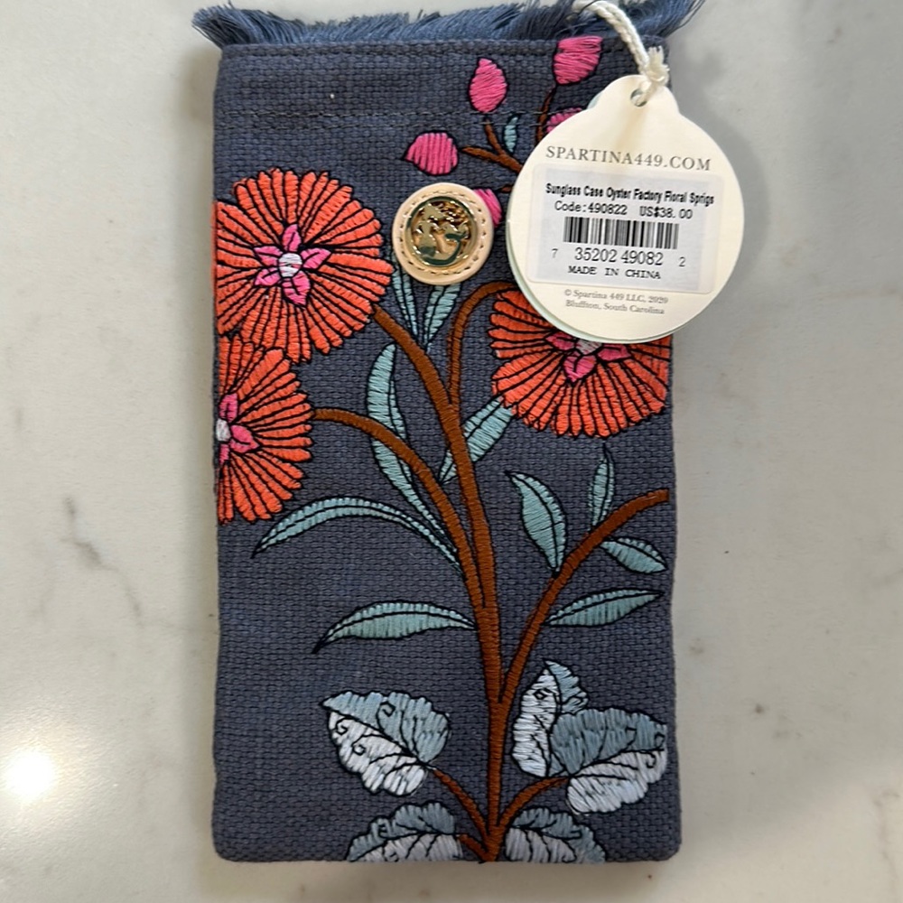 NWT Spartina sunglass case
